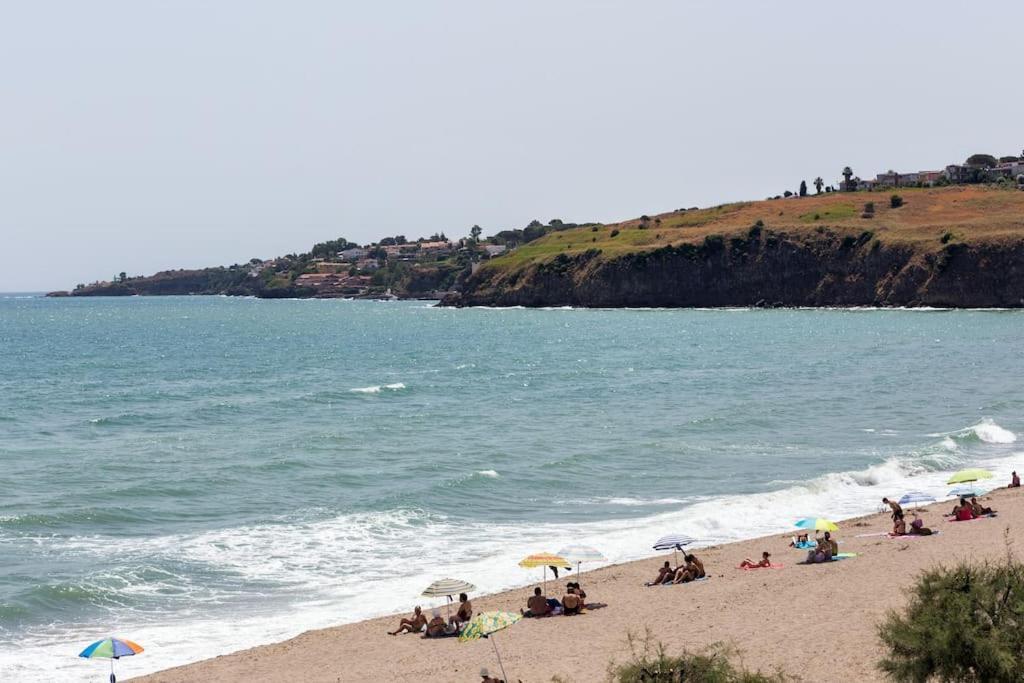 La Casa Sul Mare Villa Agnone Bagni Bagian luar foto