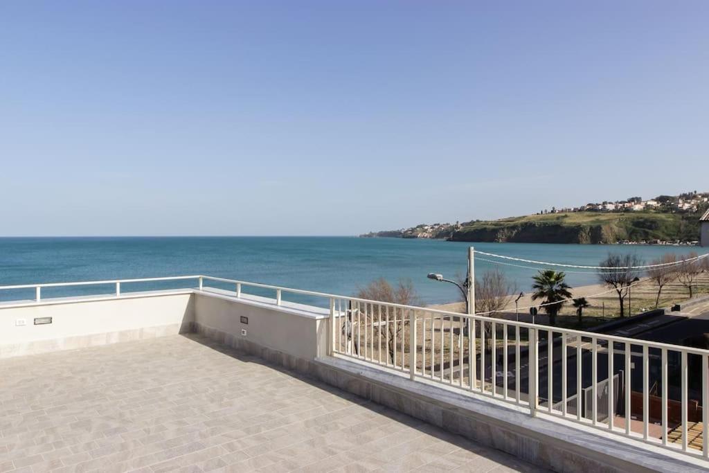 La Casa Sul Mare Villa Agnone Bagni Bagian luar foto
