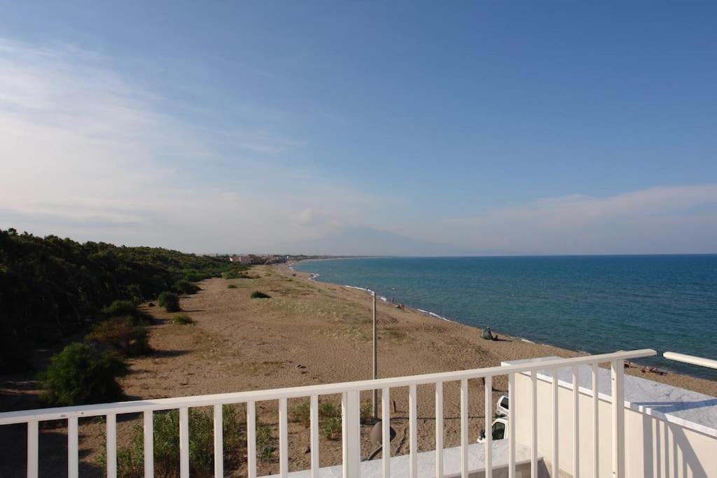 La Casa Sul Mare Villa Agnone Bagni Bagian luar foto